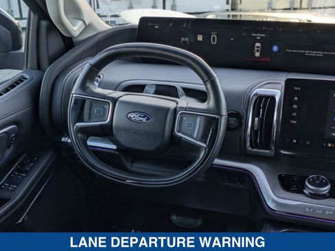 Certified 2025 Ford Expedition Max Platinum image 20