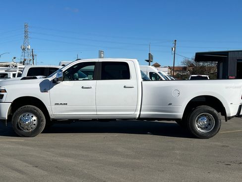 New 2026 RAM 3500 Laramie w/ Max Tow Package image 6
