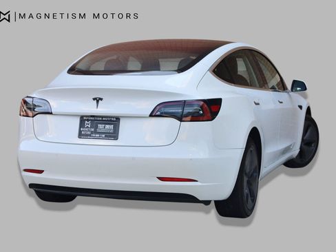 Used 2018 Tesla Model 3 Long Range RWD image 7