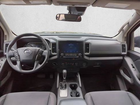 Used 2022 Nissan Frontier SV AWD/4WD image 19