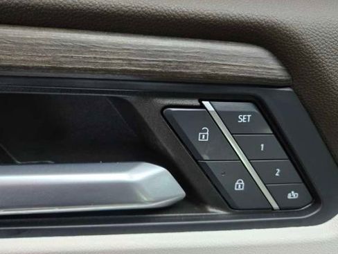 Used 2024 GMC Acadia Denali w/ Super Cruise Package image 22