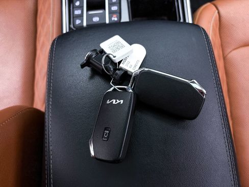 Used 2022 Kia Sorento SX Prestige w/ Rust Color Package image 30