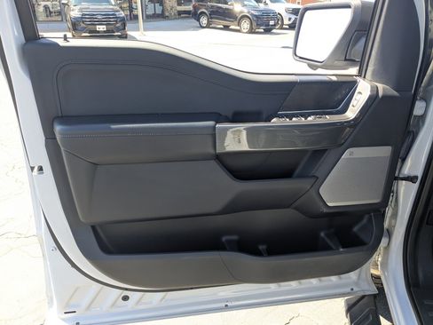 Used 2022 Ford F150 XLT w/ Equipment Group 302A High image 12