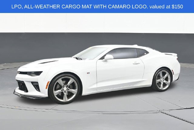 Used 2017 Chevrolet Camaro SS RWD image 7