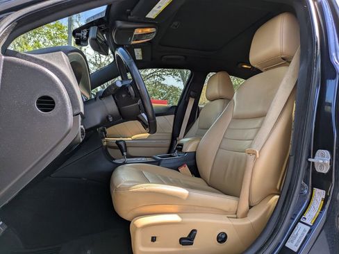 Used 2011 Dodge Charger R/T image 2