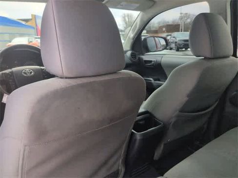 Used 2021 Toyota Tacoma SR image 18
