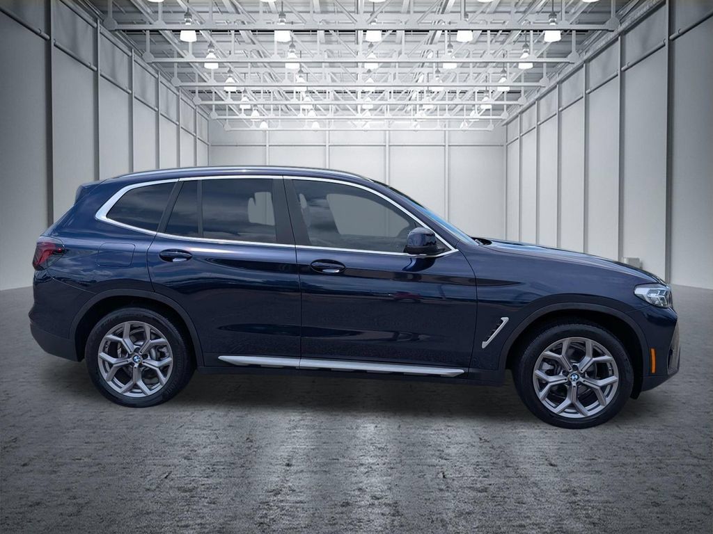 Used 2022 BMW X3 xDrive30i AWD/4WD image 7
