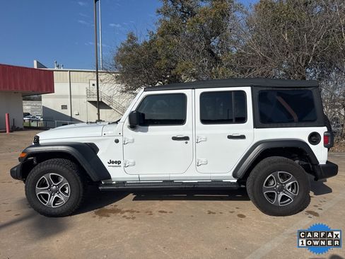 Used 2022 Jeep Wrangler Unlimited Sport image 8