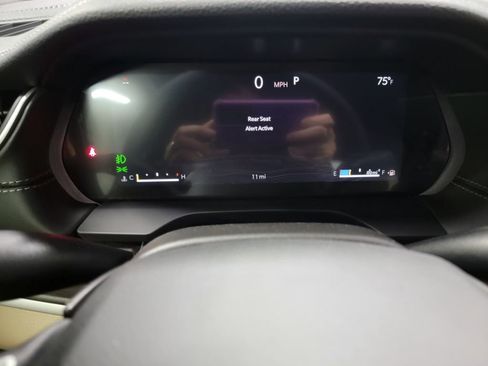 New 2025 Jeep Grand Cherokee Limited w/ Luxury Tech Group II RWD image 13