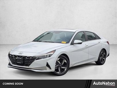 Used 2021 Hyundai Elantra SEL w/ Convenience + Premium Package