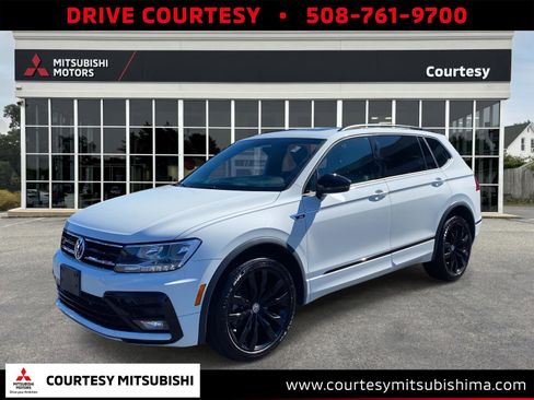 Used 2021 Volkswagen Tiguan SE R-Line w/ 3rd Row Seat Package image 1