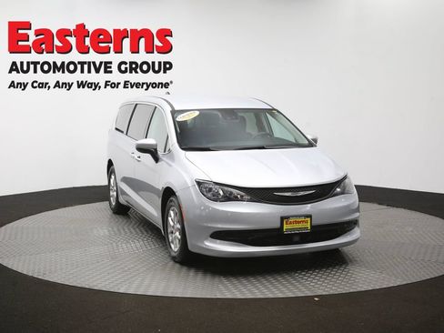 Used 2023 Chrysler Voyager LX FWD image 51