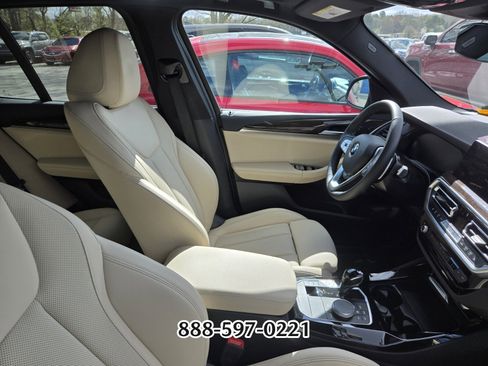Used 2023 BMW X3 xDrive30i w/ Convenience Package image 9