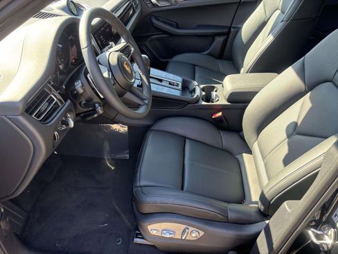 New 2026 Porsche Macan AWD/4WD image 20