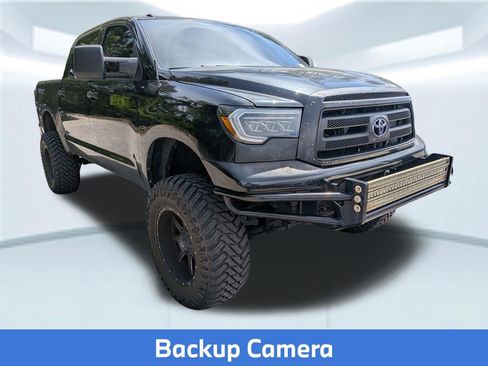 Used 2012 Toyota Tundra 4x4 CrewMax w/ SR5 Pkg image 2