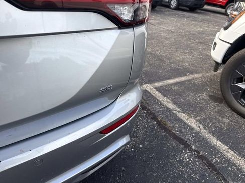 Used 2024 Mitsubishi Outlander SE image 7