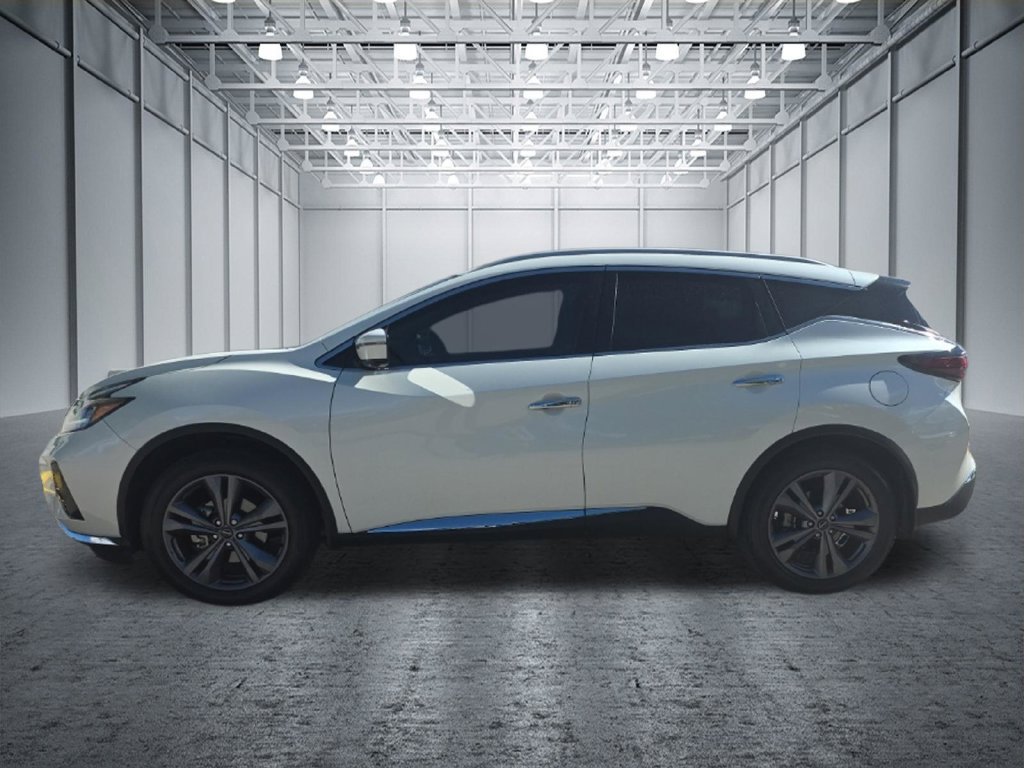 Used 2024 Nissan Murano Platinum w/ Cargo Package FWD image 3