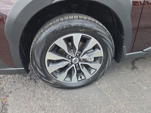 Used 2025 Subaru Outback Limited image 11