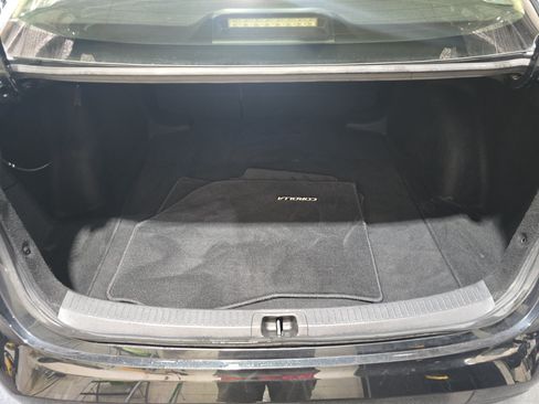 Used 2022 Toyota Corolla L FWD image 12