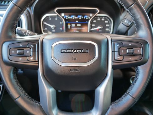 Used 2020 GMC Sierra 3500 Denali w/ Denali Ultimate Package image 25