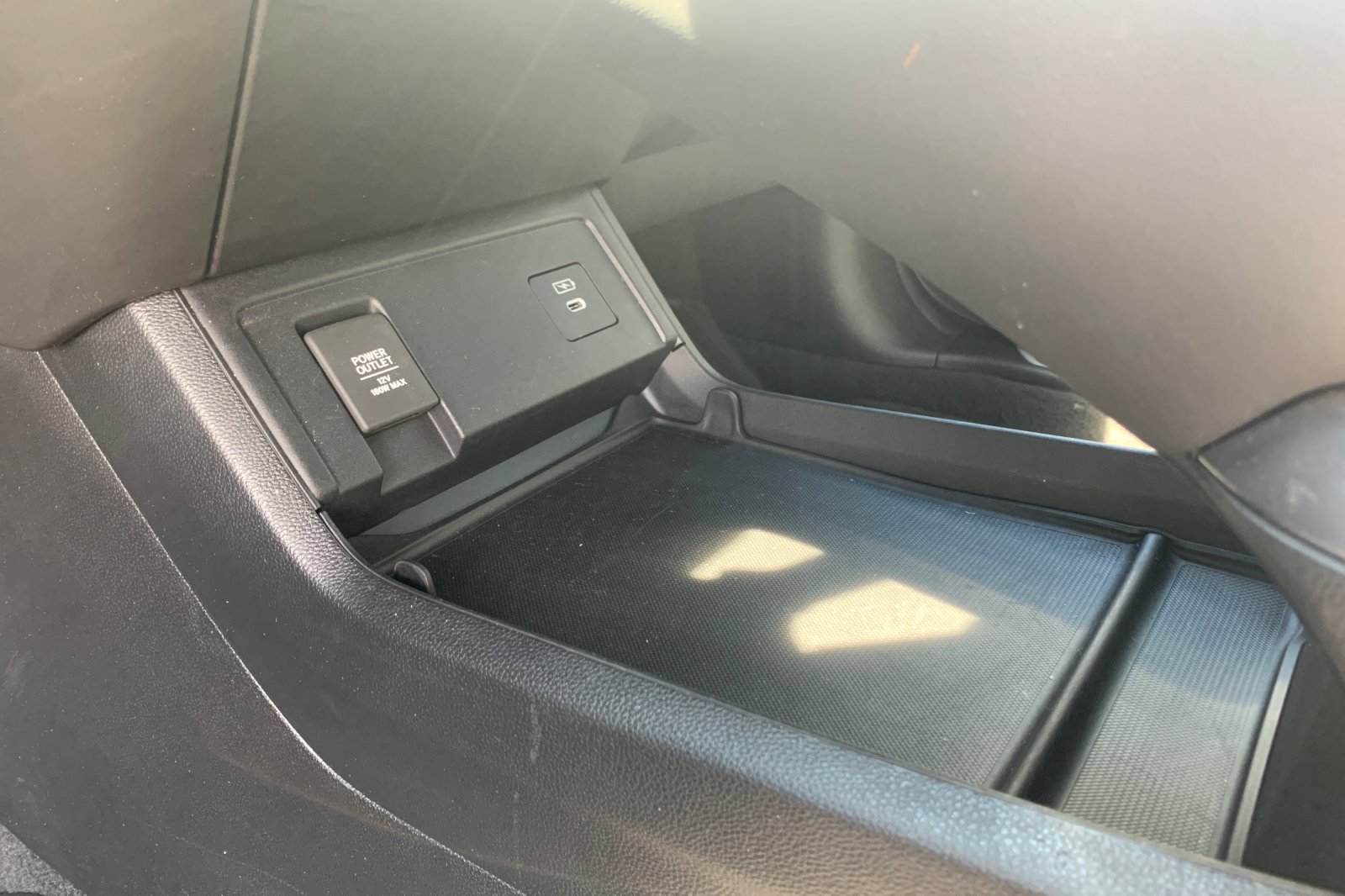 Used 2025 Acura RDX SH-AWD image 35