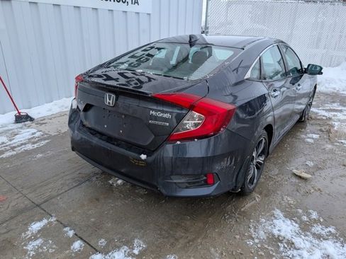 Used 2016 Honda Civic Touring image 17