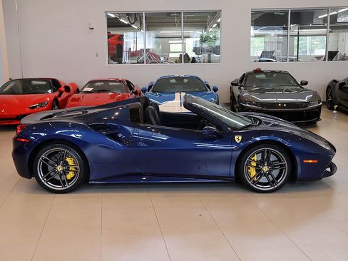 Certified 2017 Ferrari 488 Spider RWD image 8