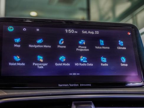 Used 2022 Hyundai Santa Fe SEL w/ Convenience + Premium Package FWD image 29