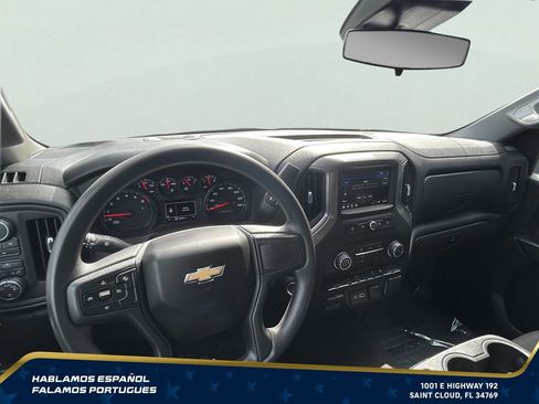 Used 2025 Chevrolet Silverado 2500 Custom w/ Custom Convenience Package AWD/4WD image 15