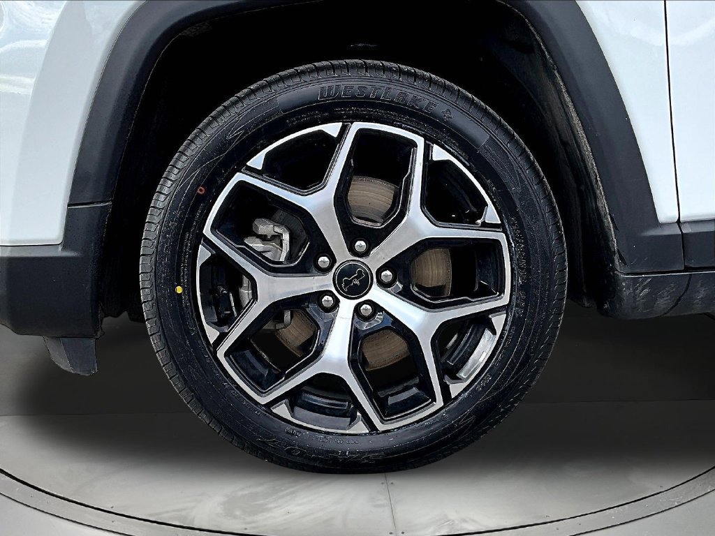 Used 2025 Jeep Compass Limited AWD/4WD image 36