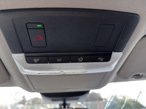 New 2025 Nissan Sentra SV image 22