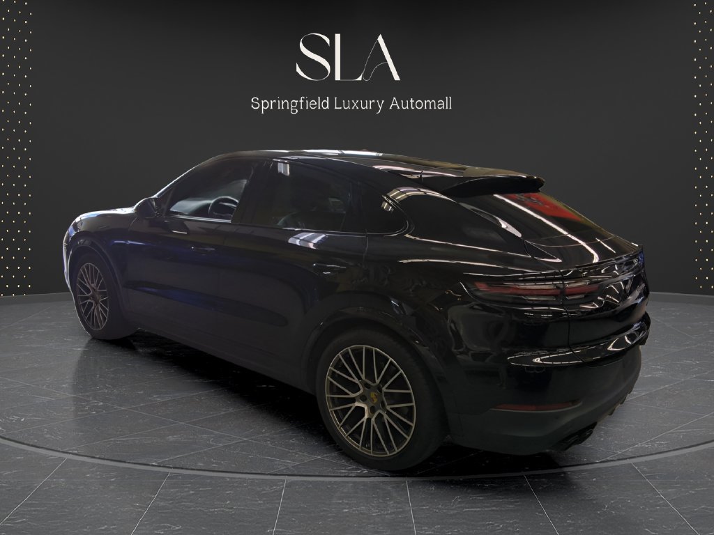 Used 2023 Porsche Cayenne Platinum Edition w/ Towing Package w/o Tow Ball AWD/4WD image 6