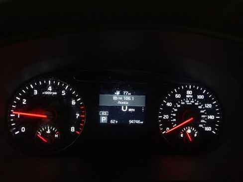 Used 2019 Kia Sorento S image 23