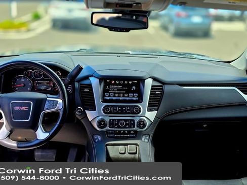 Used 2016 GMC Yukon SLT w/ Open Road Package AWD/4WD image 17