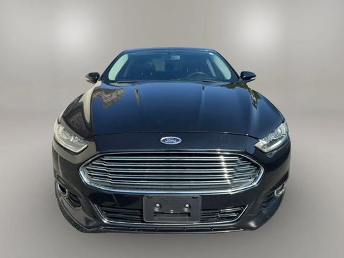 Used 2013 Ford Fusion Titanium FWD image 2