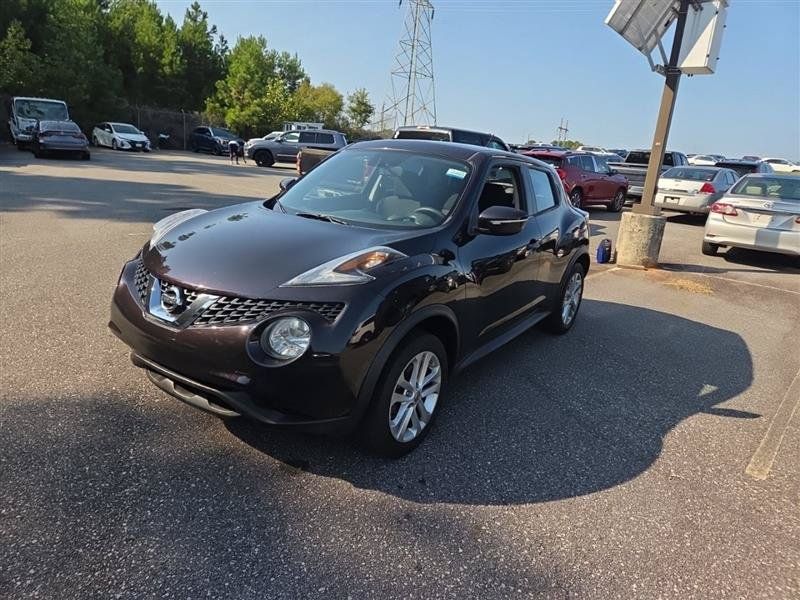 Used 2015 Nissan Juke S AWD/4WD image 4