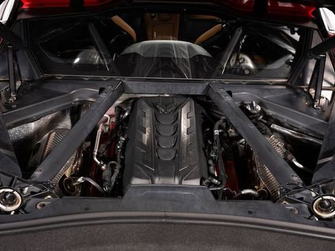 Used 2024 Chevrolet Corvette Stingray Premium Cpe w/ Z51 Performance Package RWD image 6