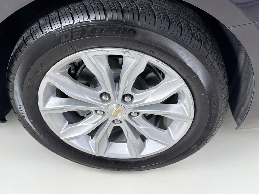 Used 2023 Chevrolet Malibu LT FWD image 38