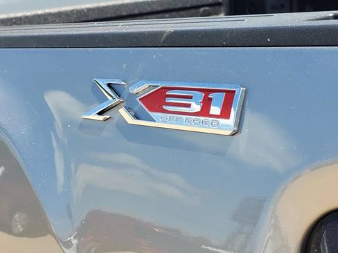 New 2026 GMC Sierra 2500 SLE w/ SLE Value Package; AWD/4WD image 9
