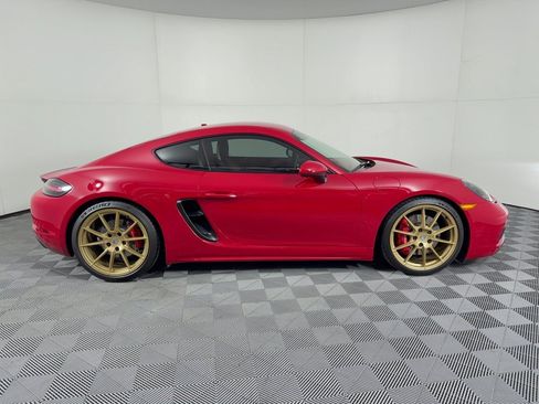 Certified 2022 Porsche 718 Cayman GTS RWD image 8