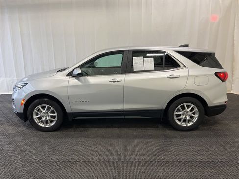 Used 2022 Chevrolet Equinox LT AWD/4WD image 24