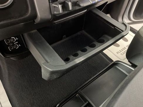 Used 2022 RAM 2500 Big Horn image 30