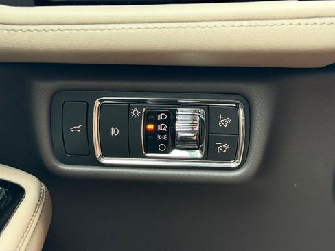 Used 2022 Lincoln Aviator Reserve w/ Equipment Group 201A AWD/4WD image 20