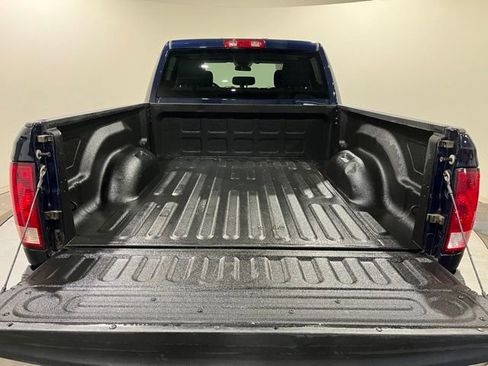 Used 2018 RAM 2500 Tradesman w/ Chrome Appearance Group AWD/4WD image 10