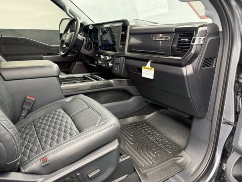 New 2026 Ford F250 Lariat w/ Black Appearance Package image 54