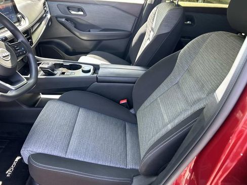 Used 2023 Nissan Rogue SV AWD/4WD image 15