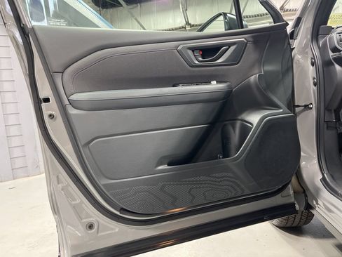 Used 2026 Subaru Forester Premium AWD/4WD image 12