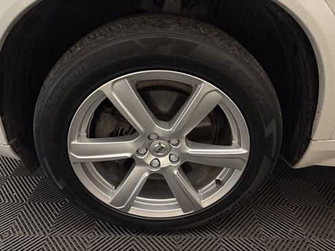 Used 2020 Volvo XC90 T6 Momentum image 24