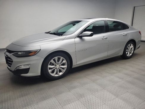 Used 2020 Chevrolet Malibu LT FWD image 2