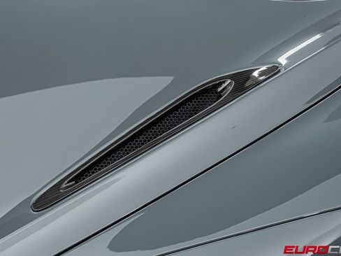 Used 2022 McLaren 765LT RWD image 13